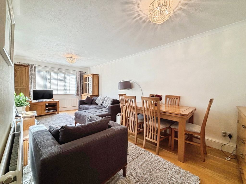 Property photo 2 of 13 Picture No. 10