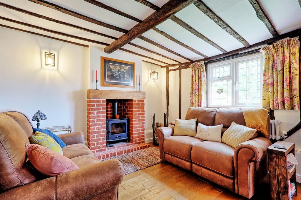 Property photo 2 of 42 Img_3330_1_2_Easyhdr-Interior3.Jpg