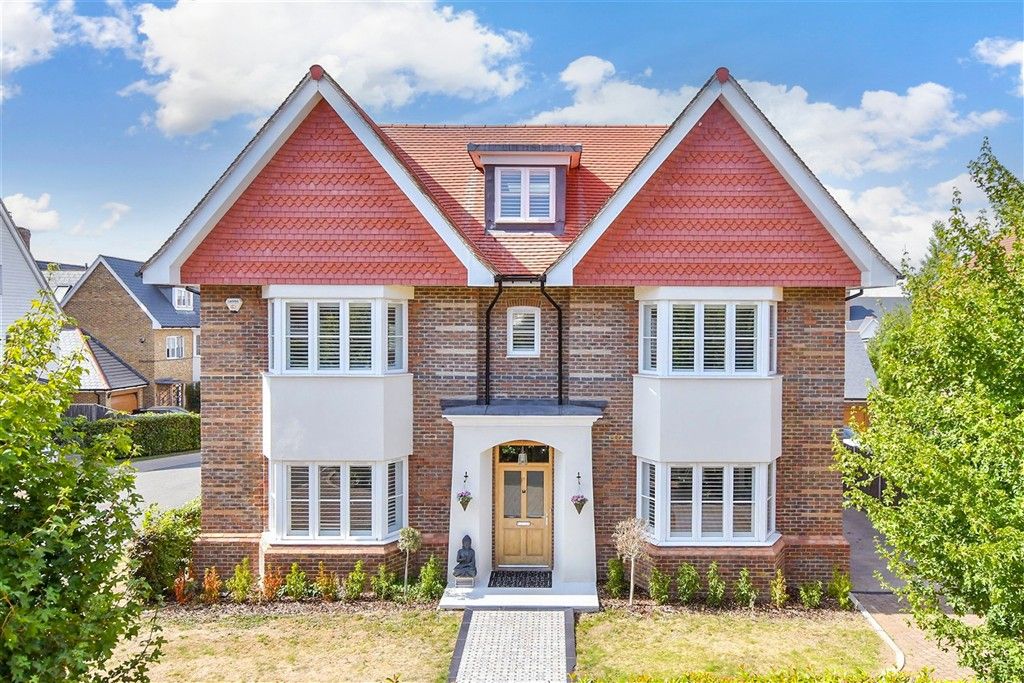 Property photo 2 of 17 External (Web)