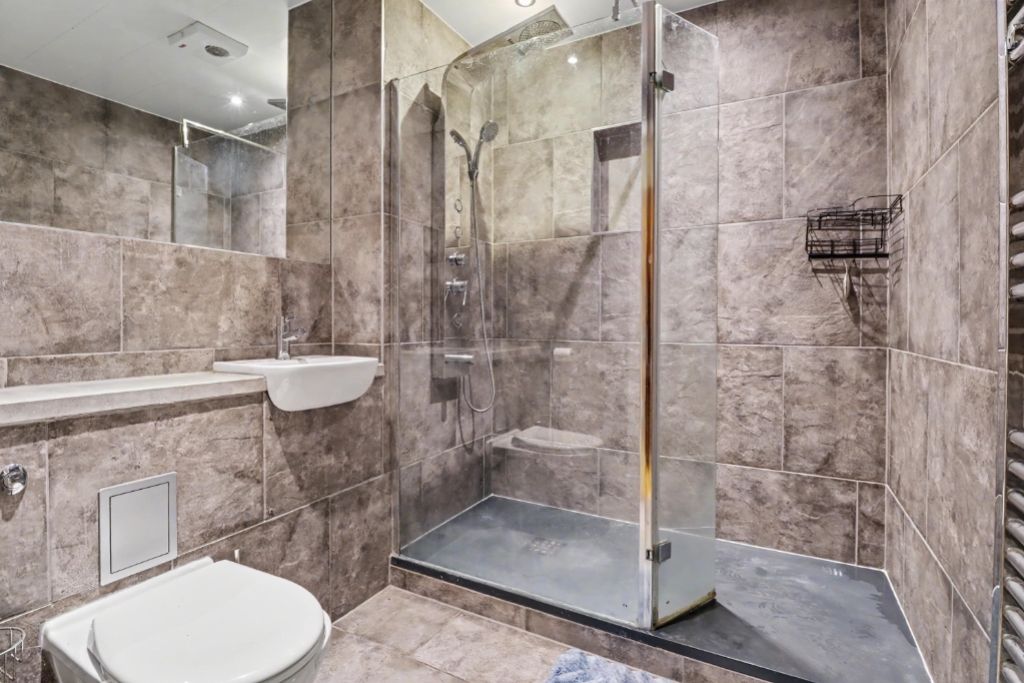 Property photo 3 of 11 Img_6134 (Portal Size)