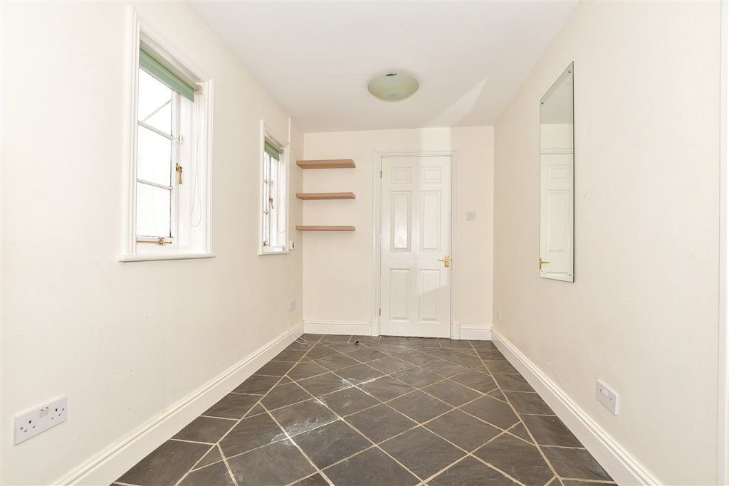 Property photo 3 of 9 Breakfast Area