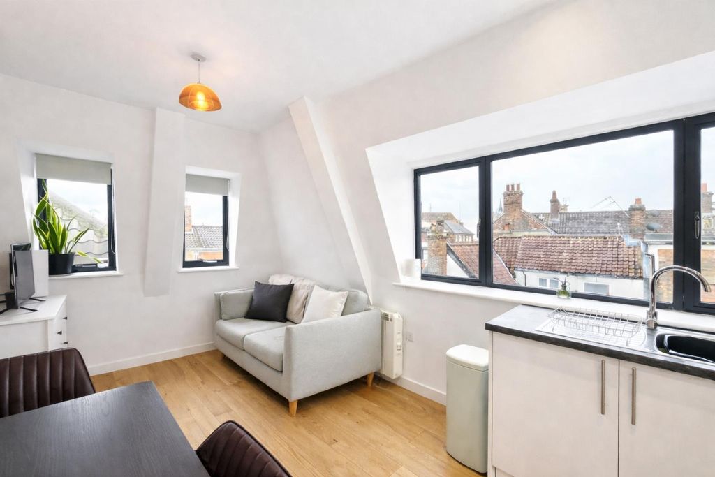 Property photo 1 of 6 1.Png