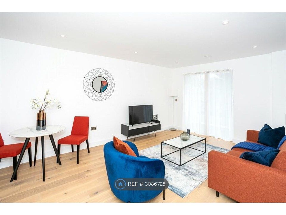 Property photo 3 of 18