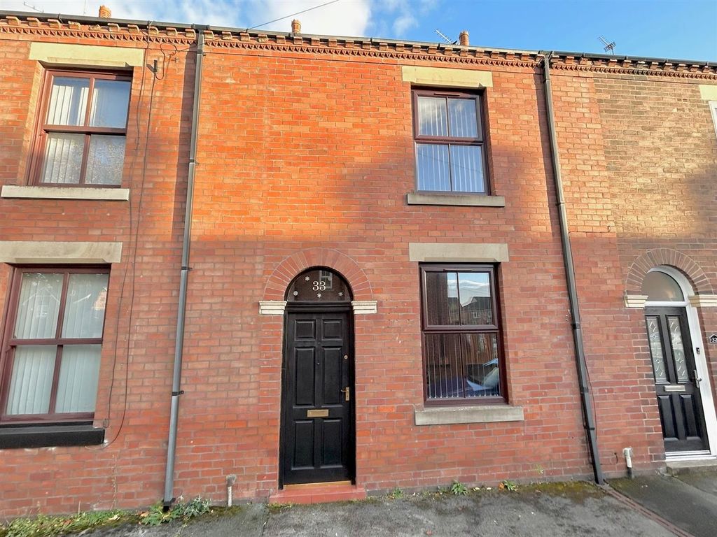 Property photo 1 of 10 Front.Jpg