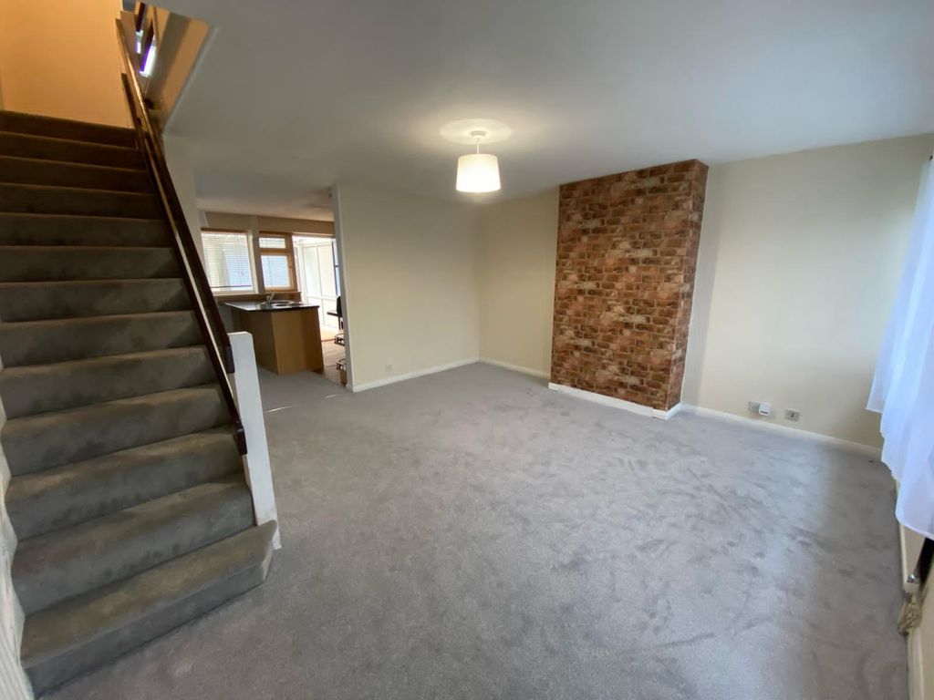 Property photo 2 of 21 Image