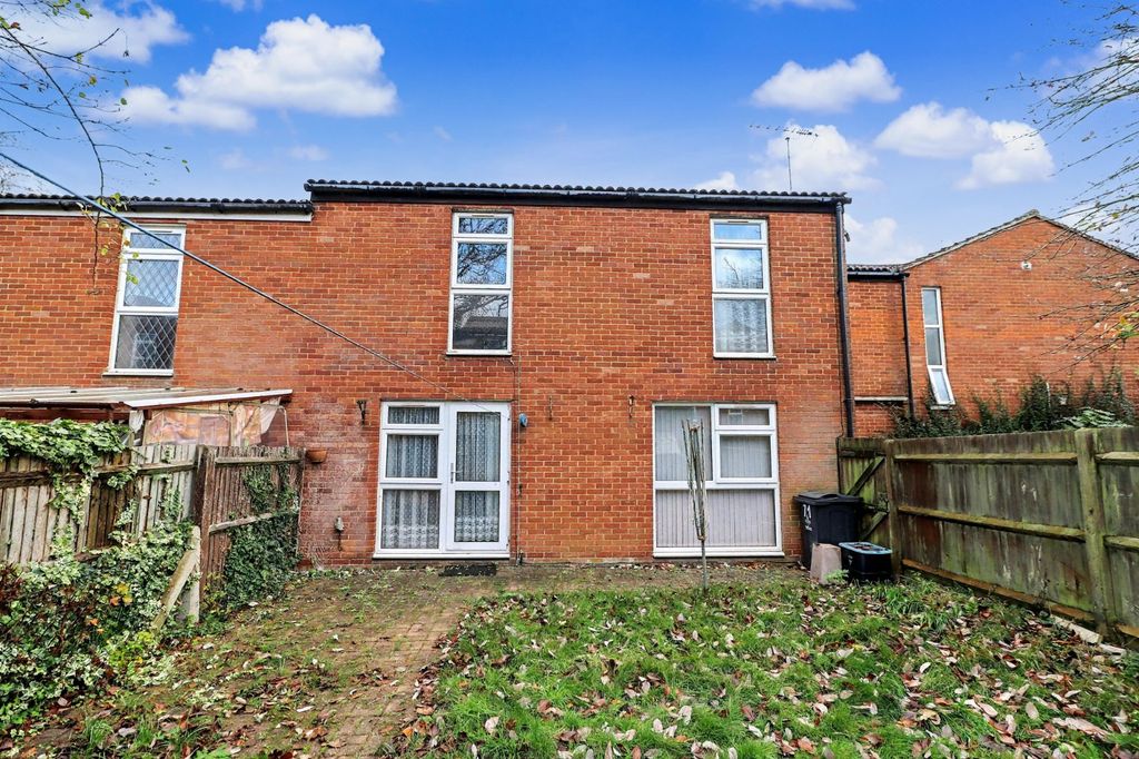 Property photo 3 of 3 Picture No. 05