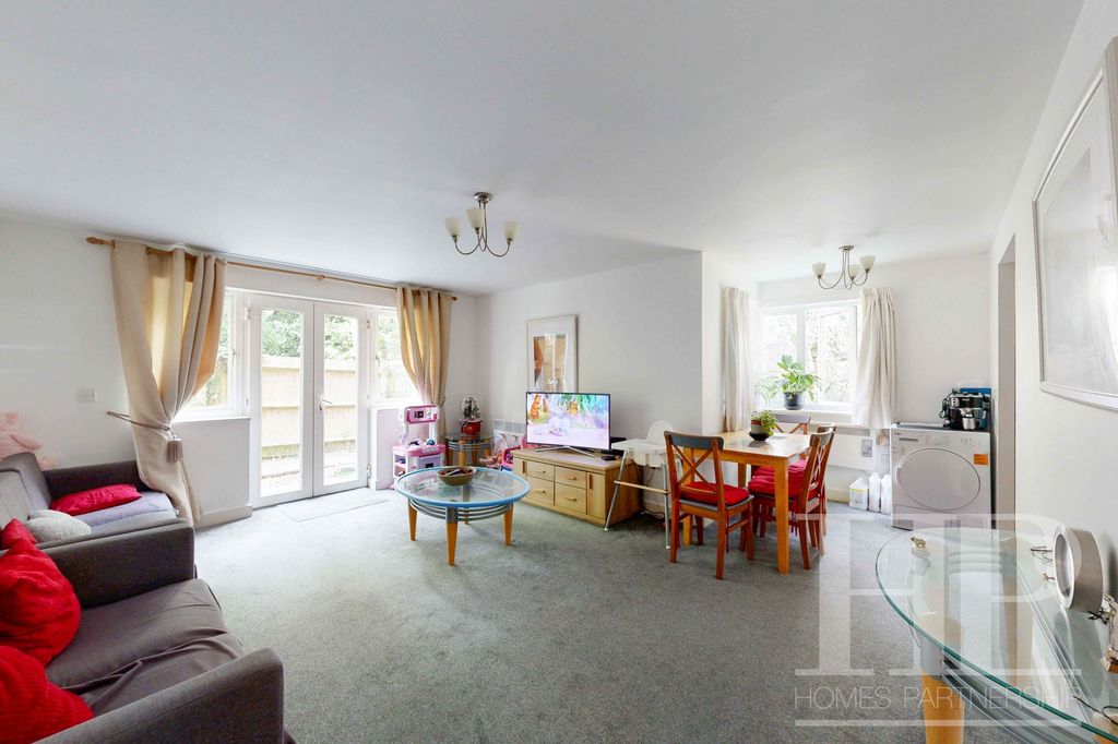 Property photo 2 of 13