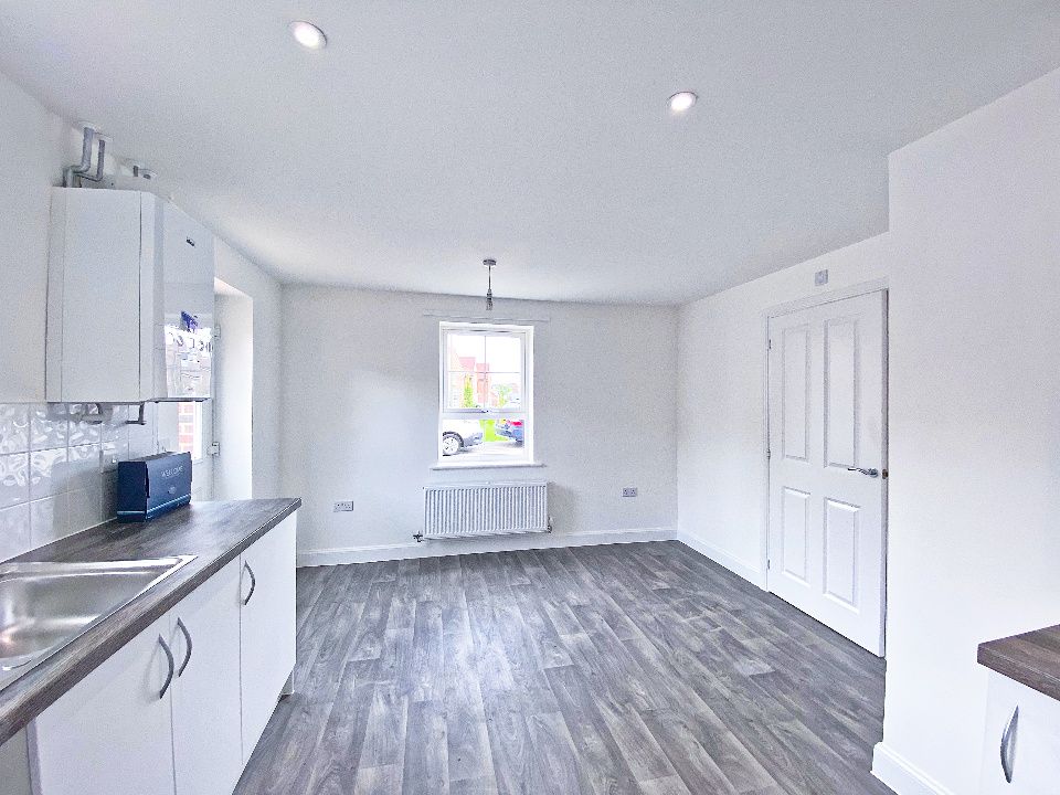 Property photo 3 of 12 3