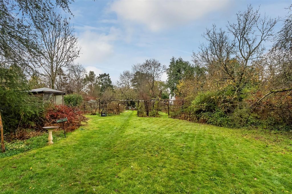 Property photo 2 of 17 20-Church-Way-27.Jpg