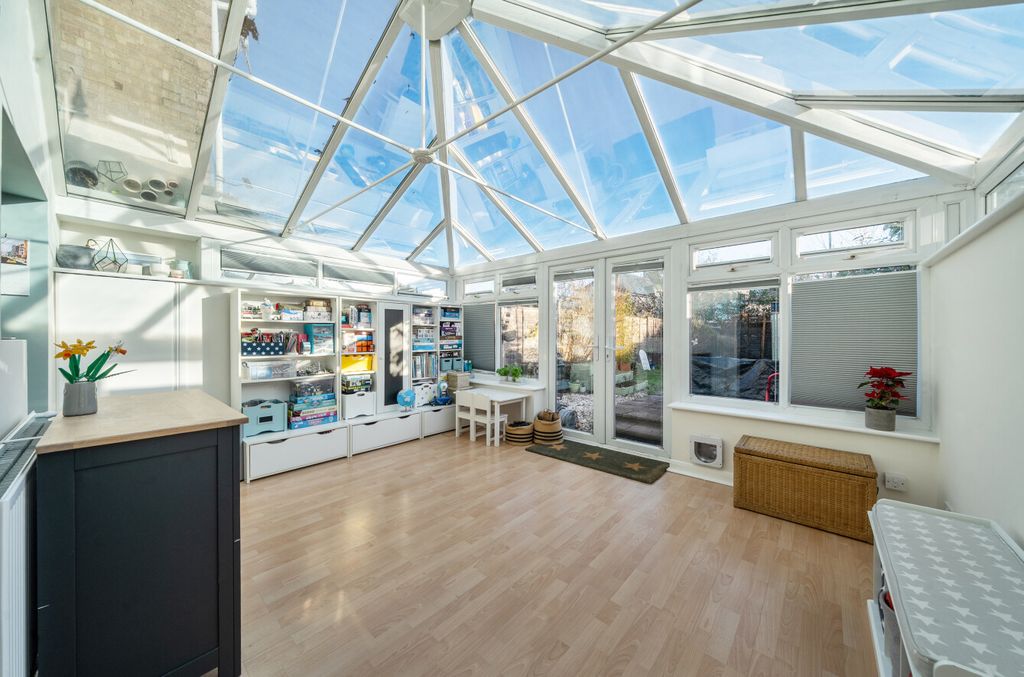 Property photo 3 of 30 1395187-19-695E43...