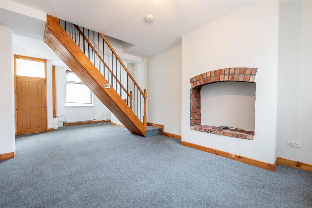 Property photo 2 of 15 Lounge/Diner