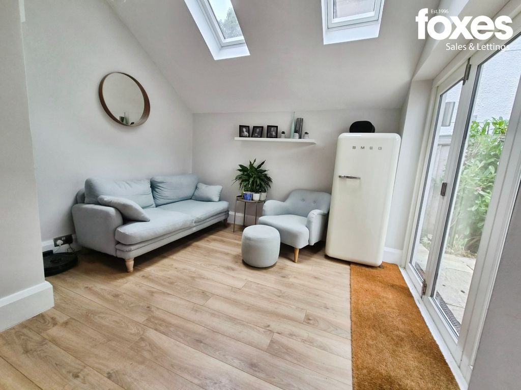 Property photo 2 of 46 5541361