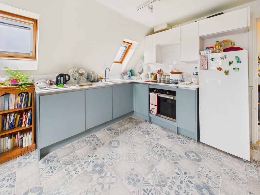 Property photo 3 of 15 Kitchen