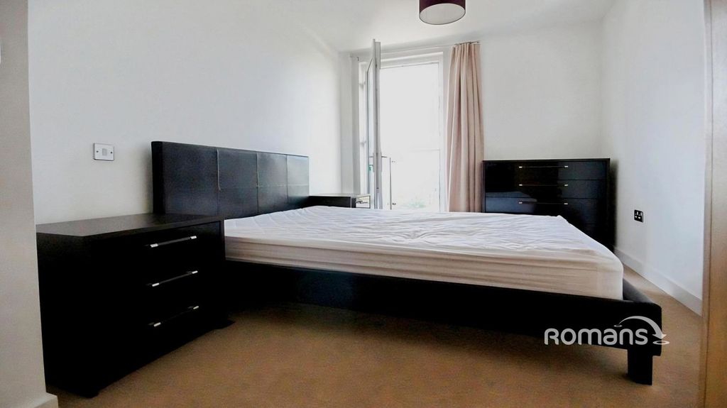 Property photo 2 of 8 Pbox-Img.Jpg