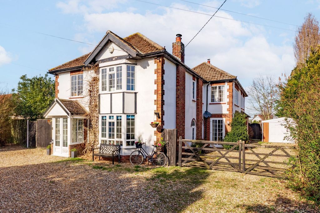 Property photo 1 of 26