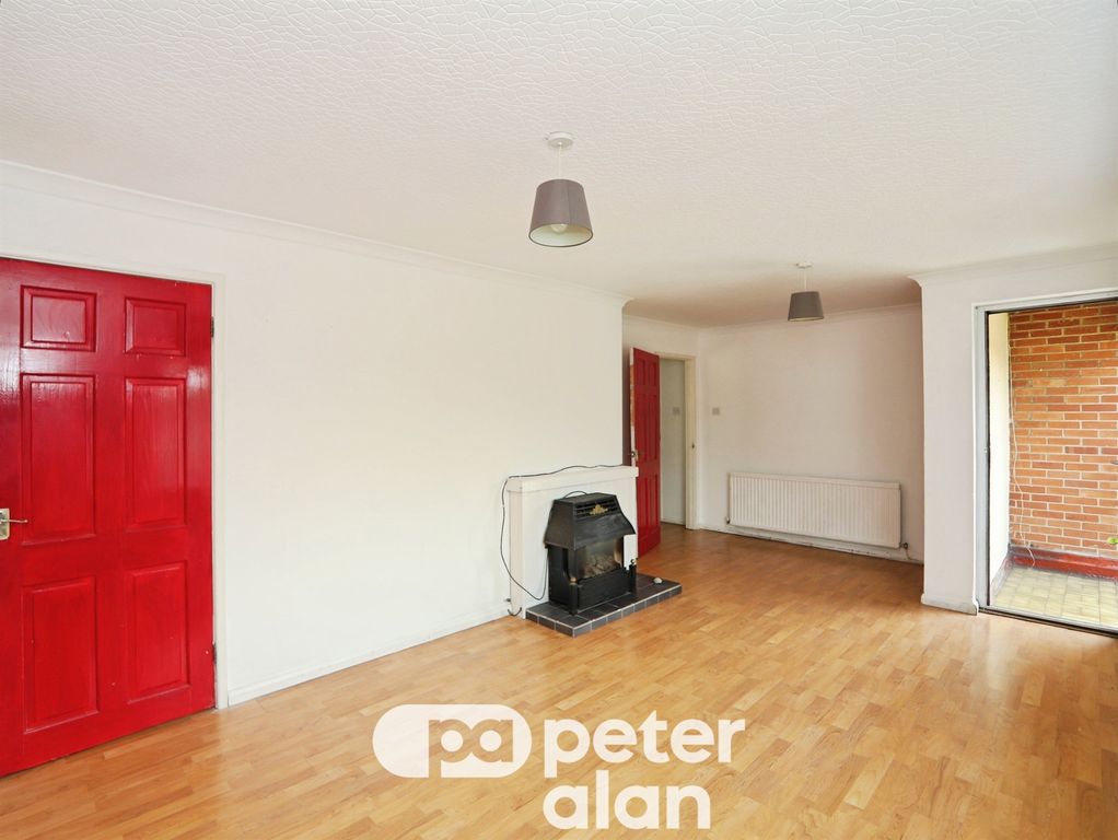 Property photo 3 of 14