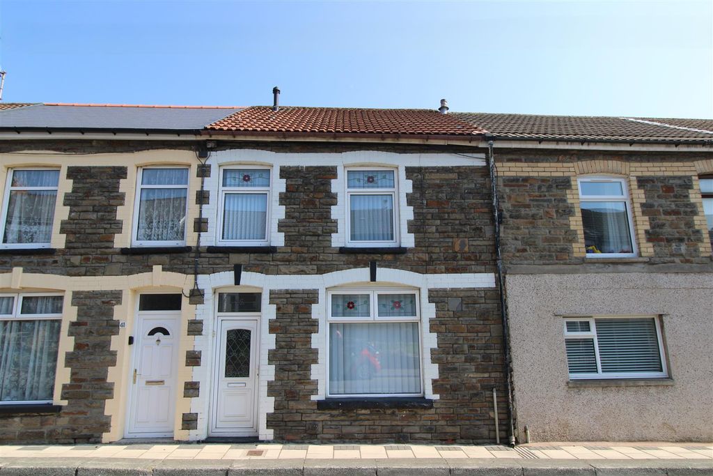 Property photo 1 of 22