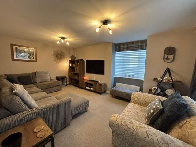 Property photo 3 of 23