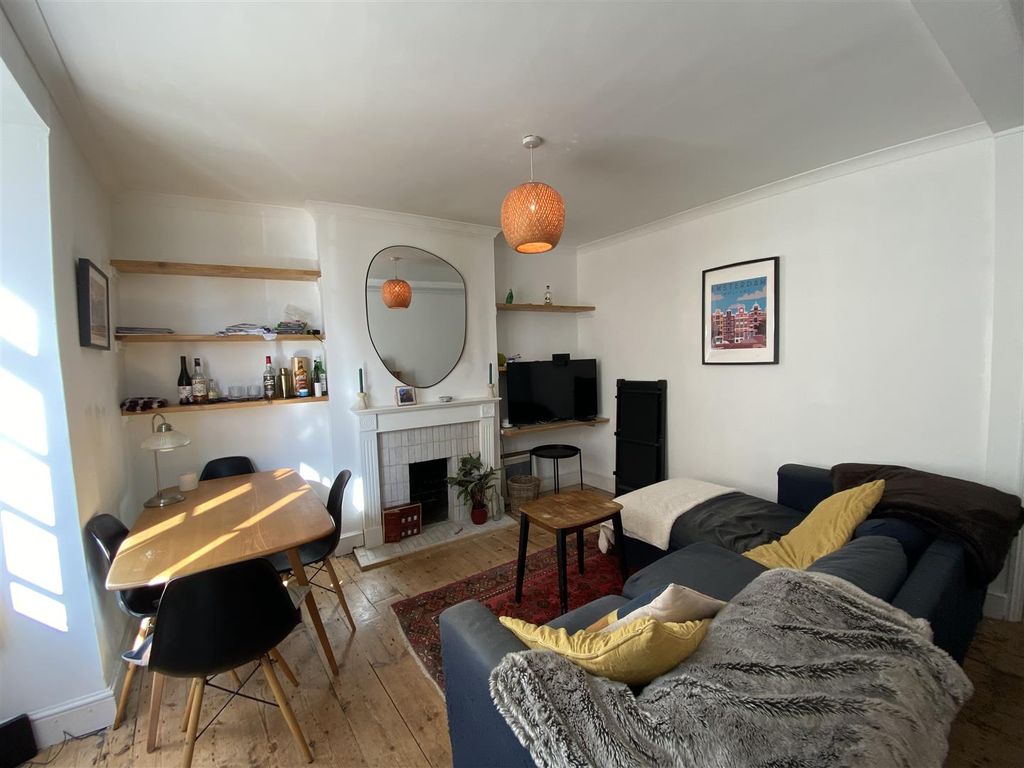 Property photo 2 of 6 1.Jpeg