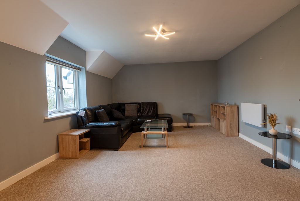 Property photo 2 of 7 Image 2