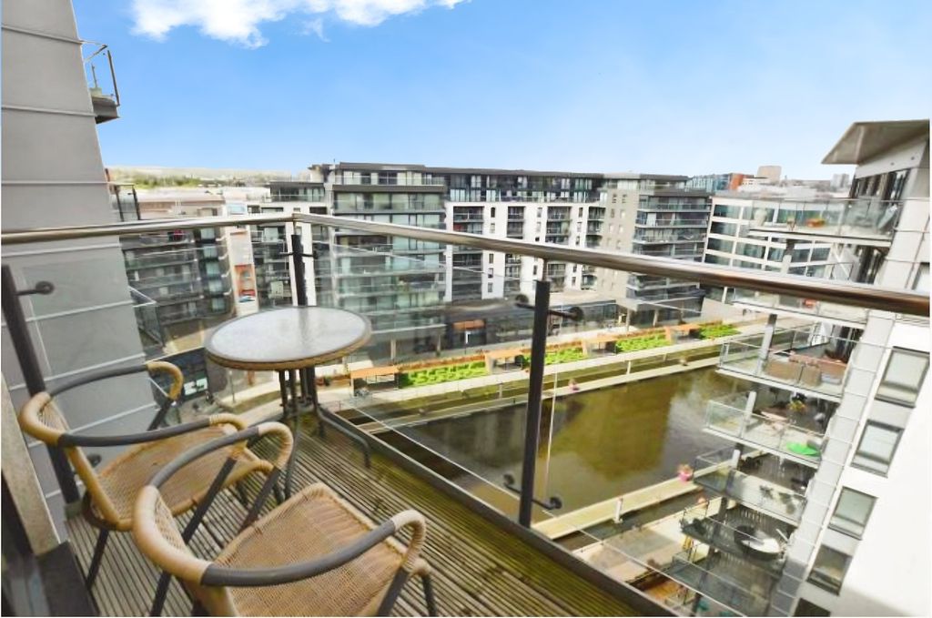 Property photo 2 of 9 Picture No. 19