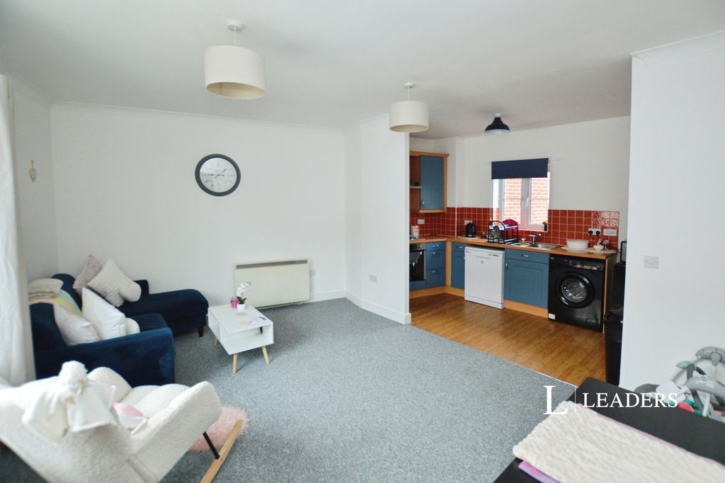 Property photo 3 of 10 Pbox-Img.Jpg
