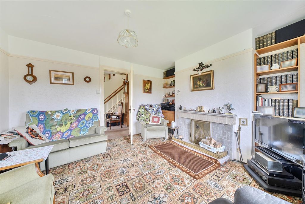 Property photo 3 of 30 Sitting Room