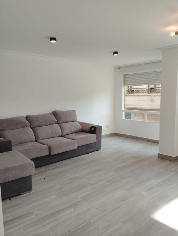 Property photo 1 of 31