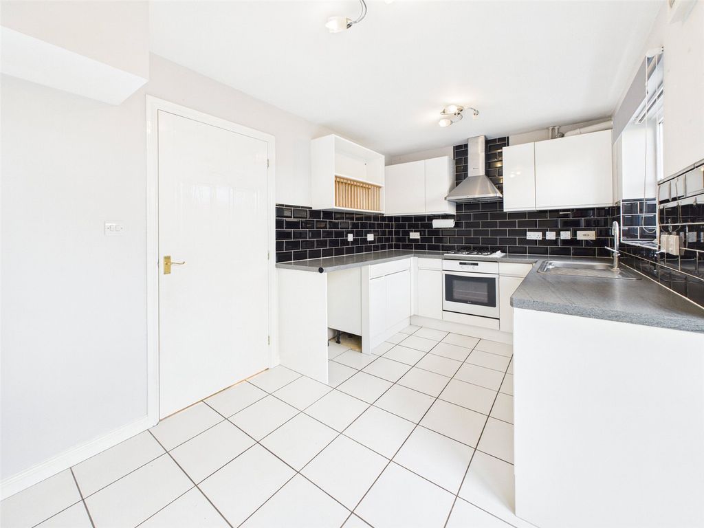 Property photo 3 of 13 Picture No. 04