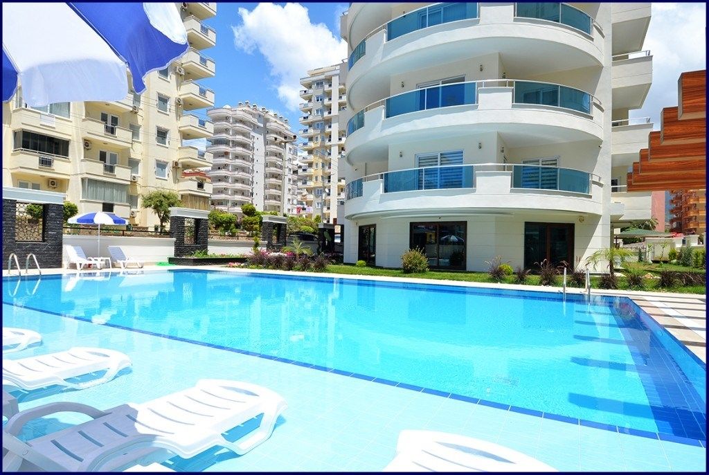 Property photo 1 of 16 Investment Property For Sale In Alanya – Outdoor Communal Pool And Terraces