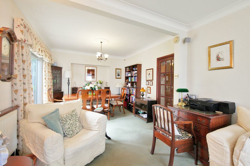 Property photo 3 of 16