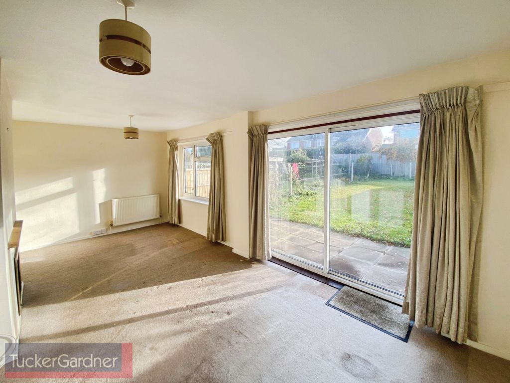 Property photo 3 of 9