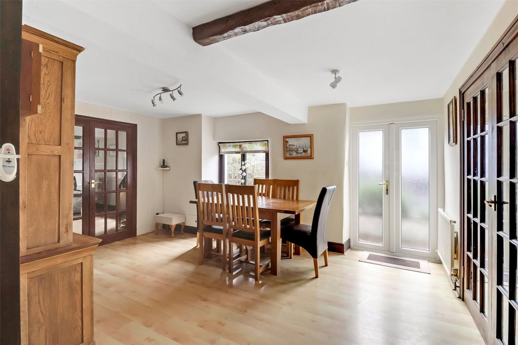 Property photo 3 of 16 Picture No. 02