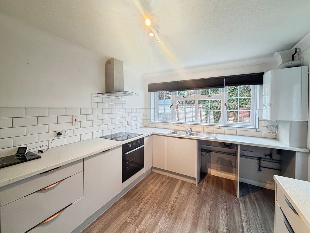 Property photo 2 of 15 Pbox-Img.Jpg