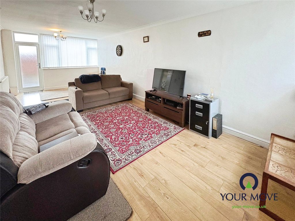 Property photo 2 of 19 Picture No. 02