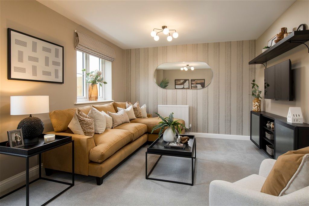 Property photo 3 of 8 Lounge