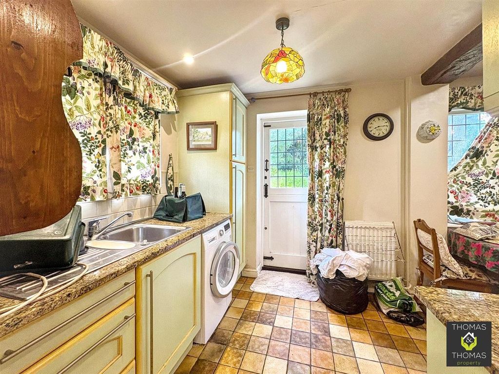 Additional image 7 of 2 bed cottage for saleHigh Street, Upton St. Leonards GL4