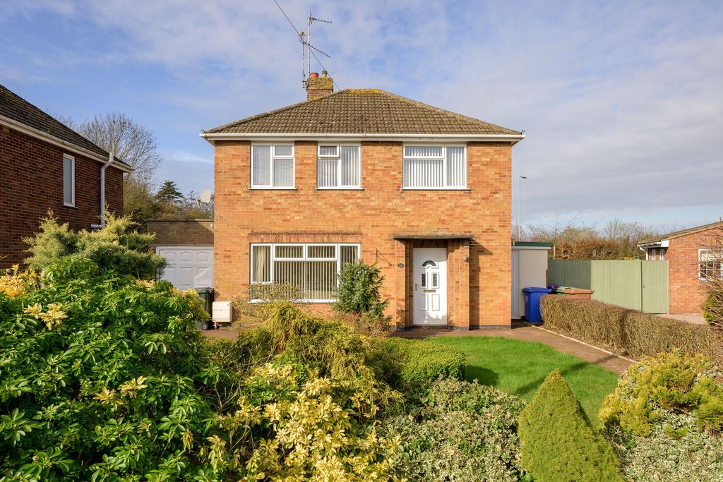 Property photo 1 of 25