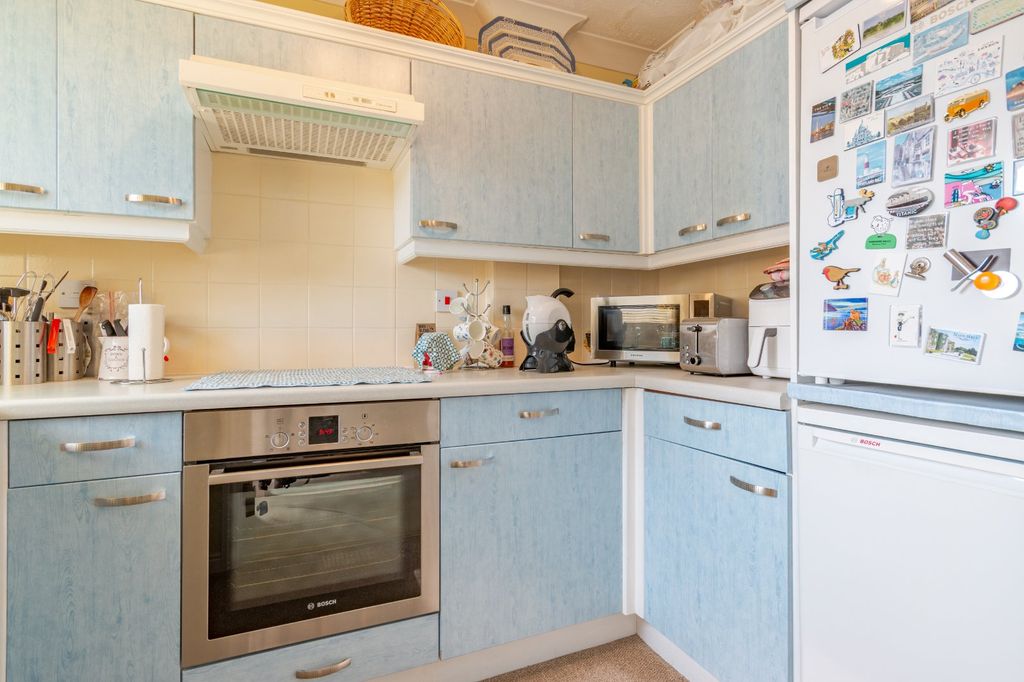 Property photo 3 of 14 Picture 3