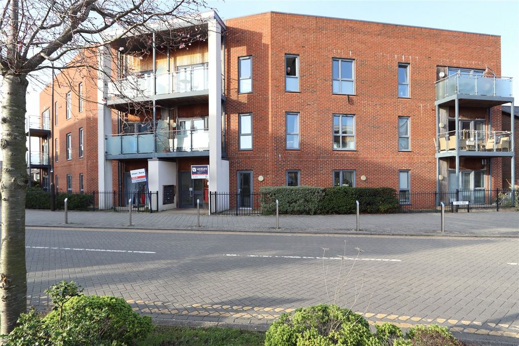 Property photo 1 of 10 Picture No. 12