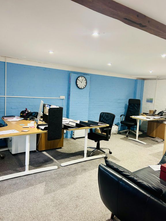 Property photo 2 of 6 Img_4446.Jpg