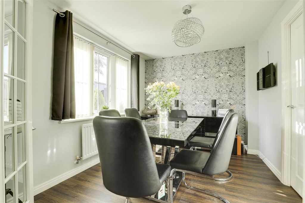 Property photo 3 of 20 16.Jpg