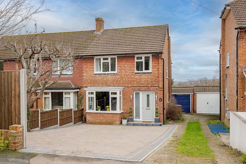 Property photo 1 of 23