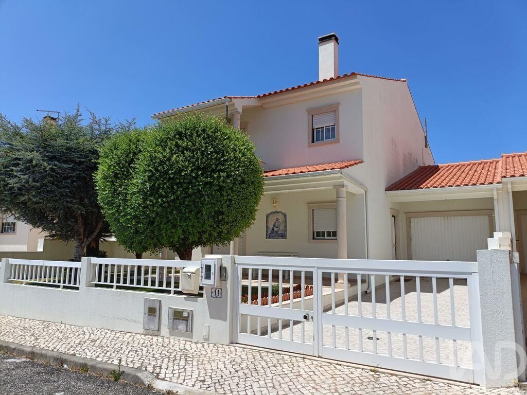 Property photo 1 of 30