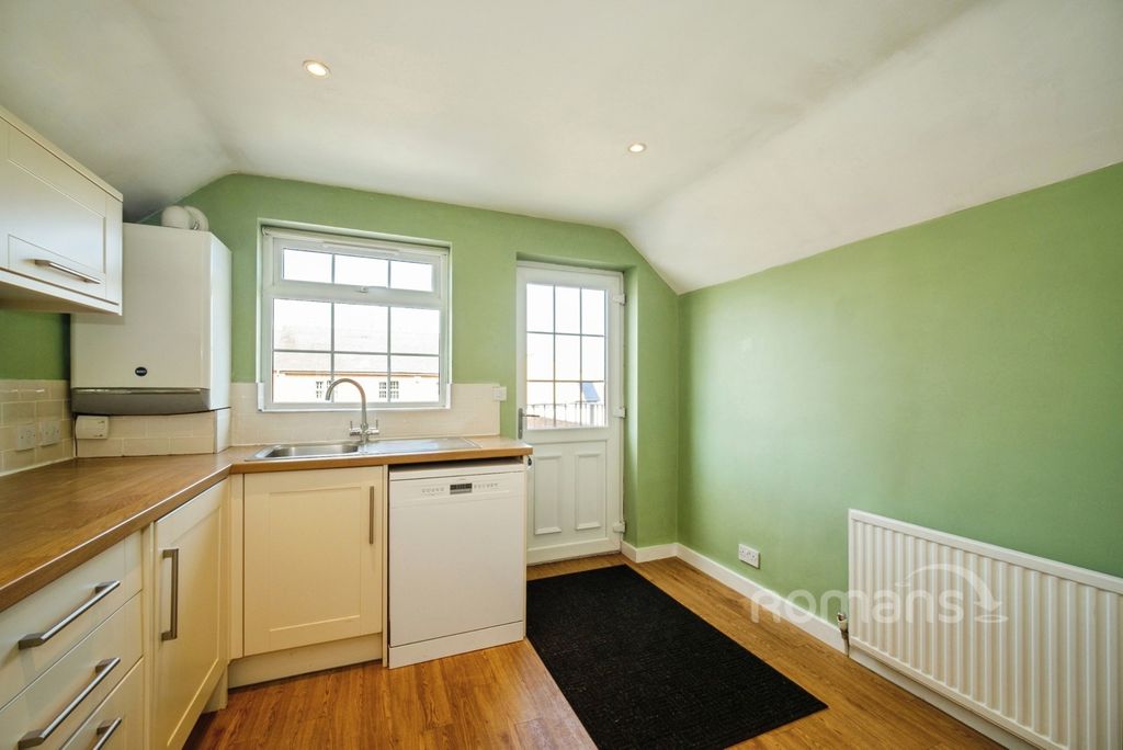 Property photo 3 of 9 Pbox-Img.Jpg