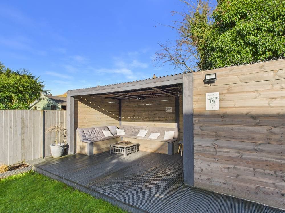 Additional image 18 of 4 bed semi-detached house for saleLansdowne Road, Staines-Upon-Thames, Surrey TW18