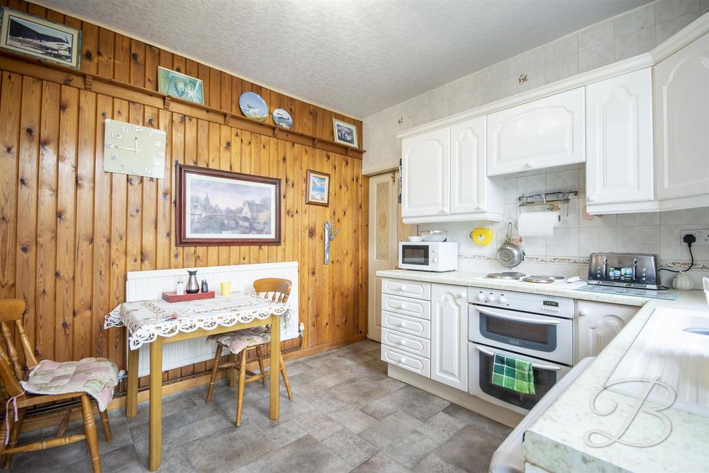 Property photo 3 of 51 CC46.Jpg