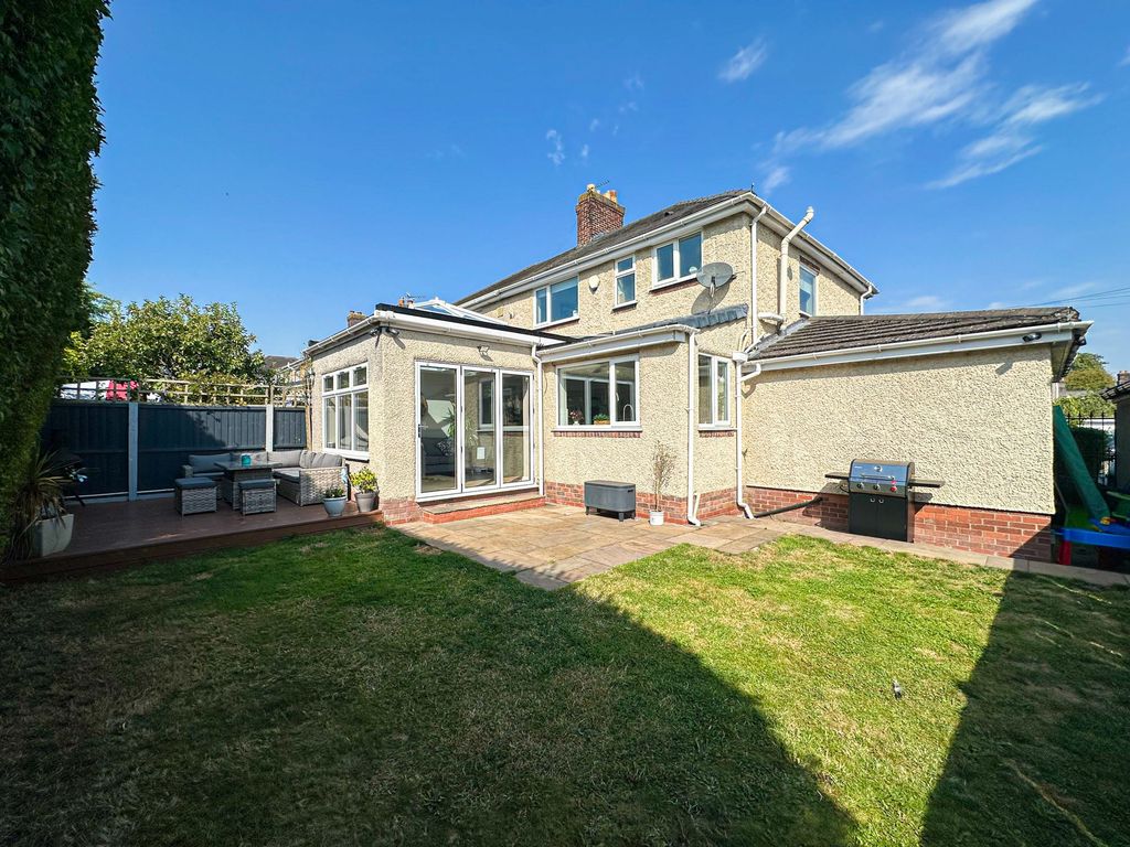 Property photo 3 of 22