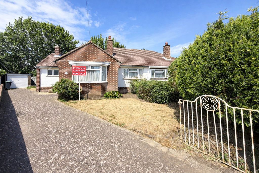 Property photo 1 of 13 Front