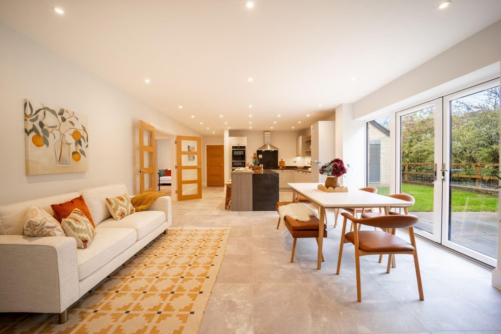 Property photo 2 of 22 Image